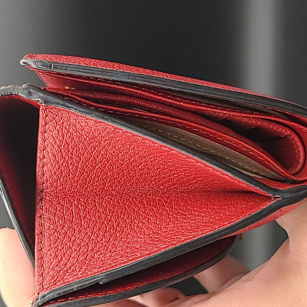 Chloé Georgia Red Leather Compact Bifold Wallet - Picture 11 of 16